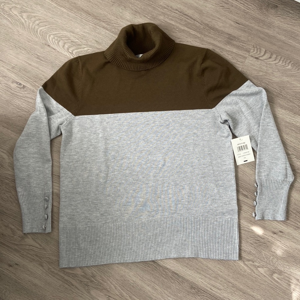 Retrology Colorblock Sweater NWT